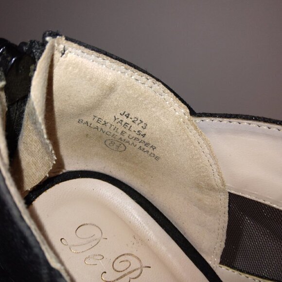 DE BLOSSOM COLLECTION BLACK MESH BEADED HEELED BOOT | STYLE YAEL-54 | SIZE 8.5 - Picture 5 of 9